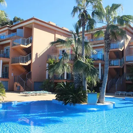 Aparthotel Flamingo Hills 2*